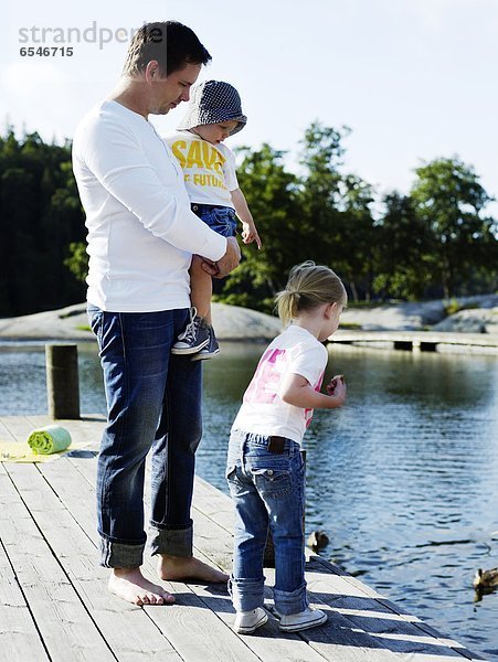 Menschlicher Vater  Steg  2  Tochter