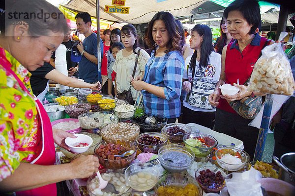 Blumenmarkt  Mensch  Menschen  Lebensmittel  kaufen  Markt