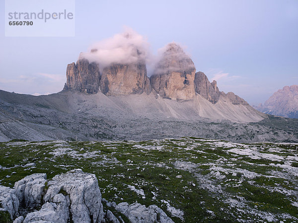 Europe  Italy  View of Tre Cime di Lavaredo at sunrise