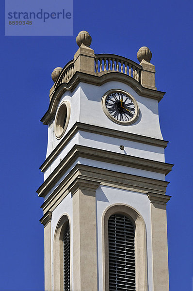 Kirchturm mit Turmuhr der Kirche St. Korbinian  München-Sendling  München  Bayern  Deutschland  Europa