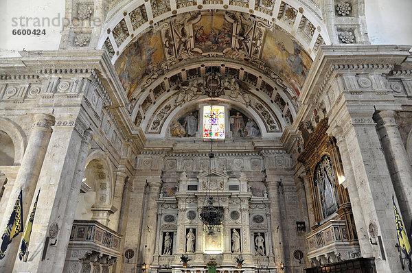 Innenansicht  Wallfahrtskirche  Renaissancekirche San Biagio  Architekt erbaut 1519-1540  Antonio da Sangallo  Montepulciano  Toskana  Italien  Europa