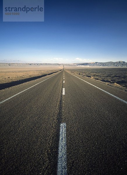 Fernverkehrsstraße  Wüste  Atacama