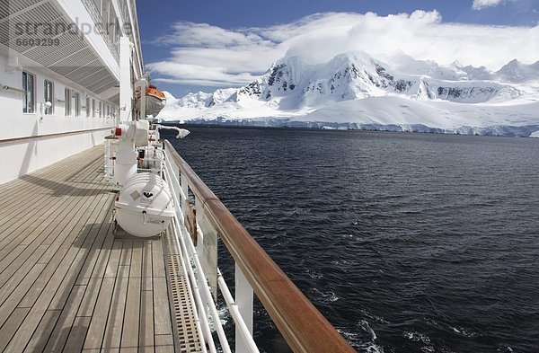 Schiff  Ansicht  Terrasse  Kreuzfahrtschiff  Antarktis