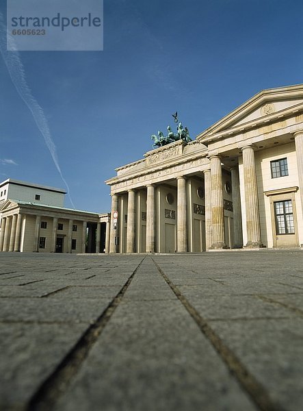 Kopfsteinpflaster  sehen  Fernverkehrsstraße  Eingang  vorwärts  Brandenburg