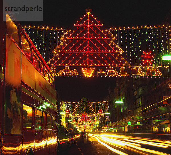 Straße  Beleuchtung  Licht  Weihnachten  Omnibus  König - Monarchie