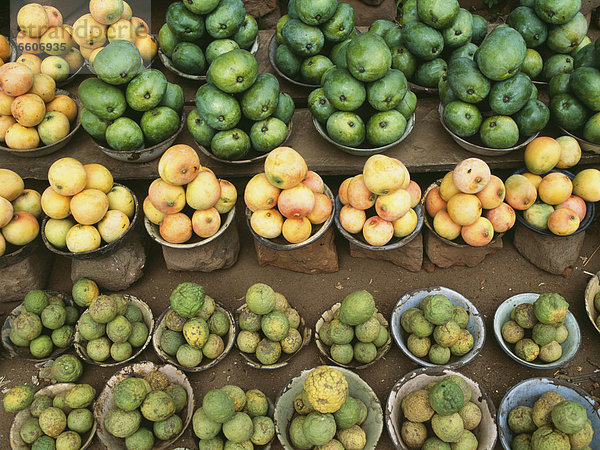 Haufen  Zitrone  verkaufen  Mango  Markt