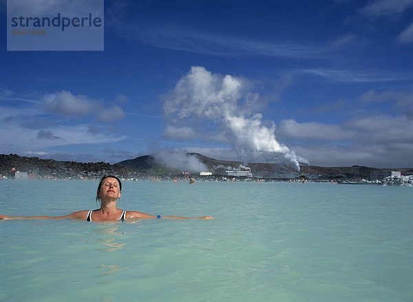 Frau  Entspannung  blau  Lagune