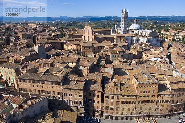 über  Hintergrund  Ansicht  Kathedrale  Siena