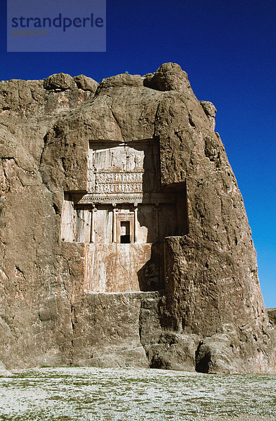 Tomb Of Darius Ii  Naqsn-I-Rustam