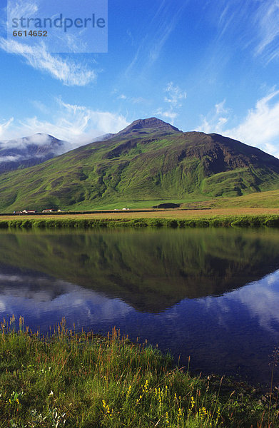 Wasser  Berg  Spiegelung