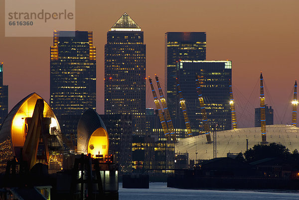 London  Hauptstadt  Canary Wharf  thames barrier