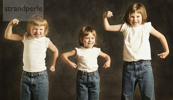 3  Biegung  Biegungen  Kurve  Kurven  gewölbt  Bogen  gebogen  Mädchen