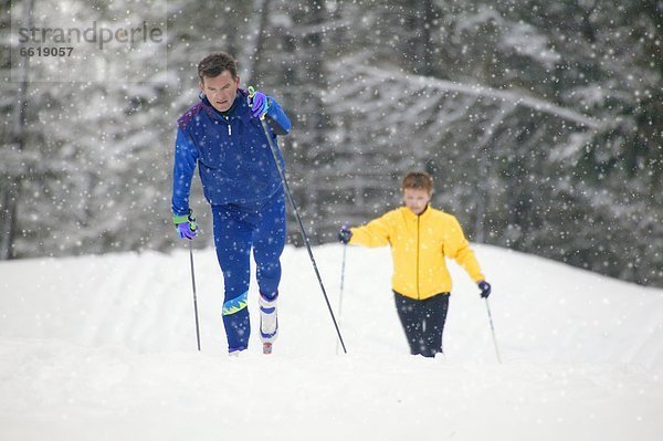 überqueren  Ski  Kreuz