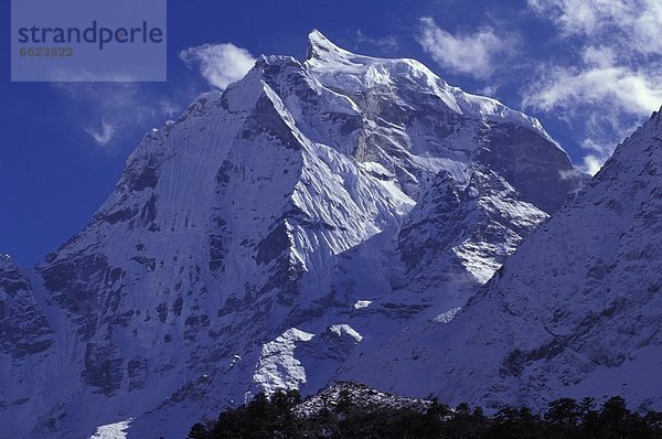 Snowy Berggipfel