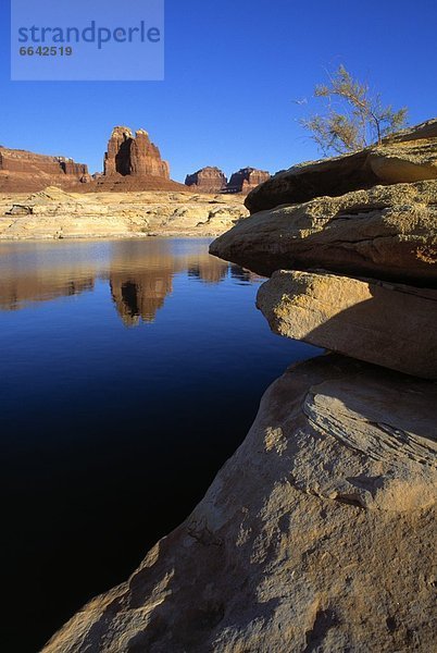 Wasser  Spiegelung  Anordnung  Sandstein