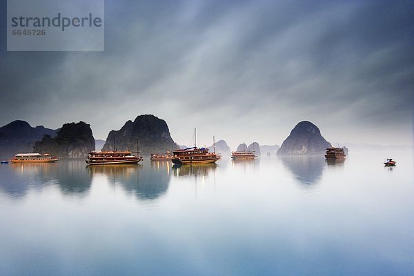 Halong Bucht  Vietnam