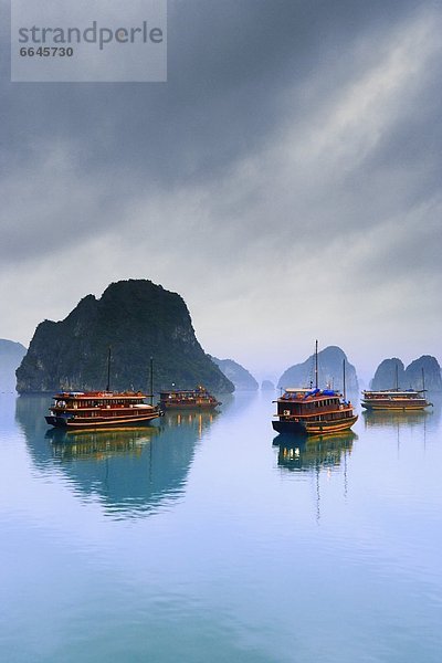 Halong Bucht  Vietnam