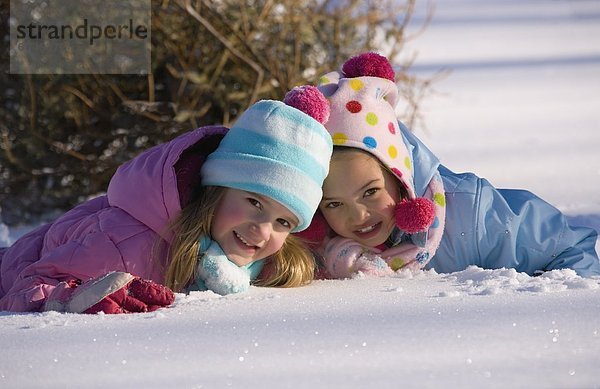 ruhen  Mädchen  Schnee