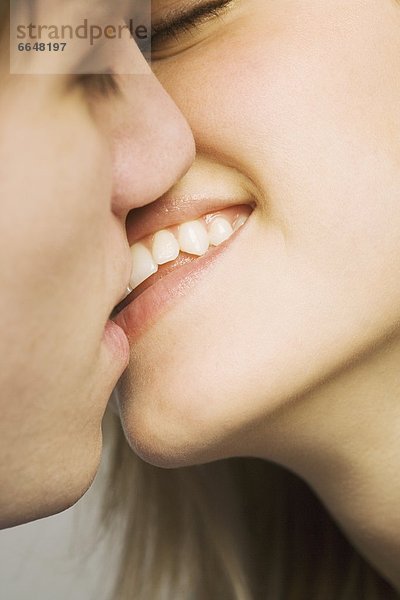Close-Up Kiss