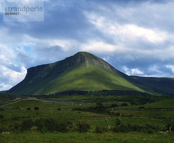 Ben Bulben  Grafschaft Sligo  Irland