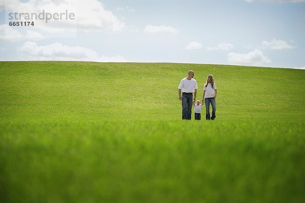 Familie zusammen gehen