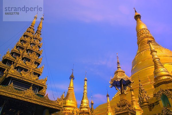 niedrig  Ansicht  Flachwinkelansicht  Myanmar  Winkel  Pagode