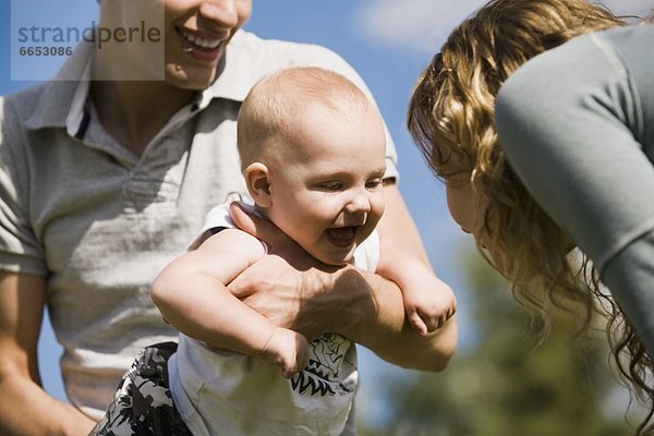 Menschliche Eltern  Baby