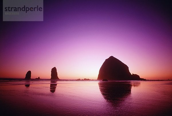 Vereinigte Staaten von Amerika  USA  Cannon Beach  Oregon