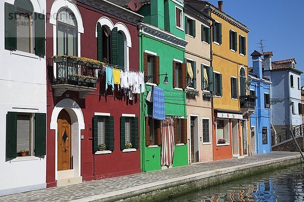 Gebäude hängen streichen streicht streichend anstreichen anstreichend Helligkeit Wäsche Burano Italien