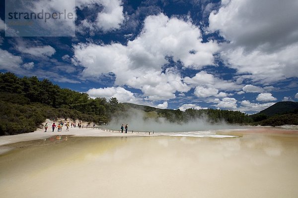 Tourist Wärme Heiße Quelle neuseeländische Nordinsel Waiotapu neu