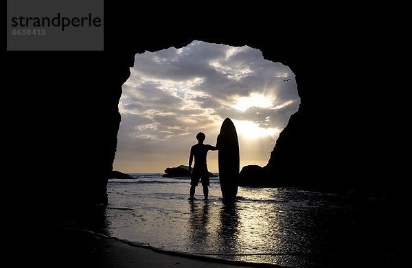 innerhalb  Höhle  Muriwai Beach  neu