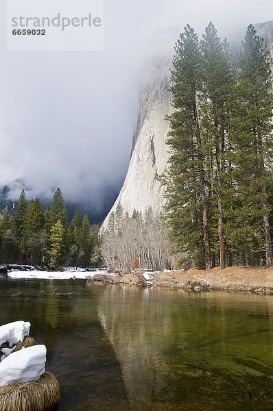 Vereinigte Staaten von Amerika  USA  Yosemite Nationalpark  El Capitan  Kalifornien