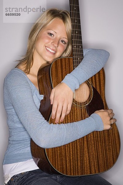 Frau  Gitarre