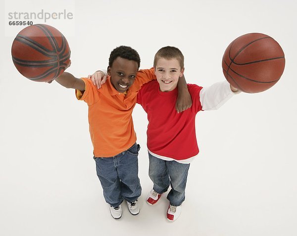 Junge - Person  halten  Basketball  2