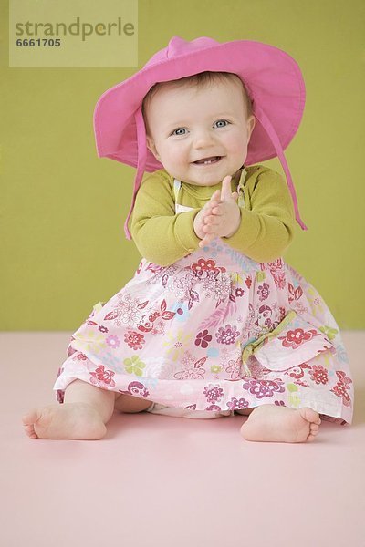 Fröhlichkeit  Sommer  Mädchen  Baby  Kleid