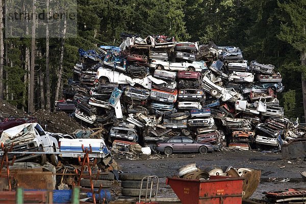 Verkehr drücken Recycling British Columbia Kanada Recyclinganlage Abfallverwertungsanlage Vancouver Island