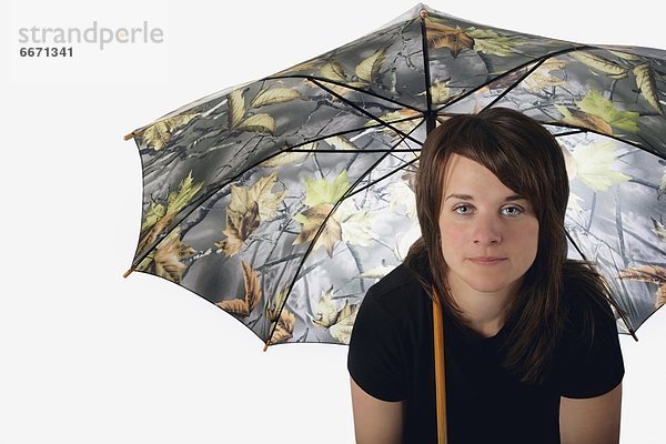 Frau  Regenschirm  Schirm  unterhalb