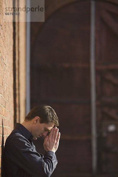 Mann beten