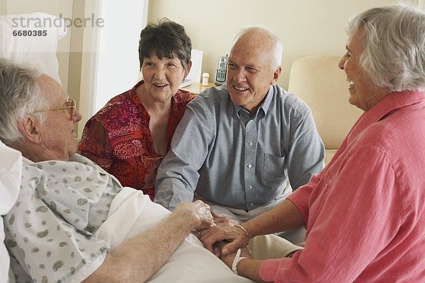 Menschlicher Vater  Krankenhaus  Senior  Senioren  Besuch  Treffen  trifft