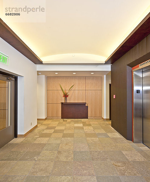 Korridor  Korridore  Flur  Flure  Gebäude  Büro  modern