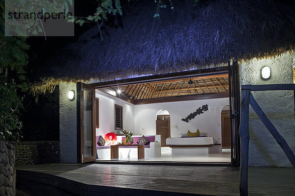 Tropisch Tropen subtropisch Hütte modern