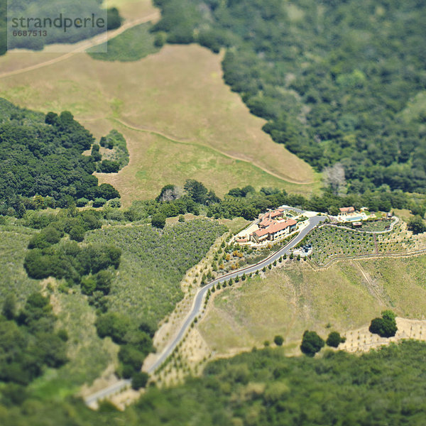 Gebäude  Berggipfel  Gipfel  Spitze  Spitzen  groß  großes  großer  große  großen