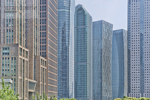 modern  Gebäude  Innenstadt