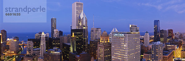 Skyline  Skylines  sehen  See  Chicago  Michigan