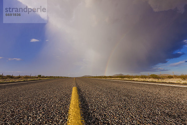 Sturm  Bundesstraße  vorwärts  Regenbogen