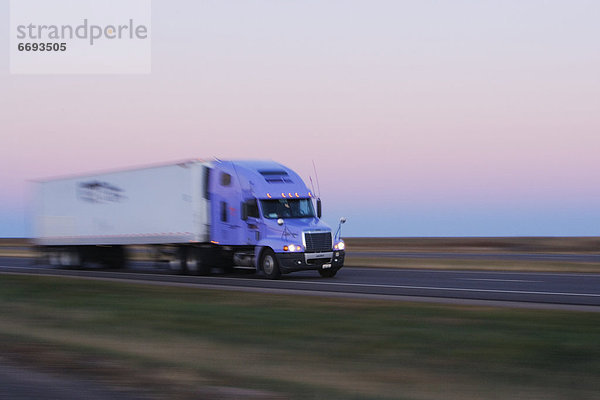 Sonnenaufgang  Lastkraftwagen  Bundesstraße  Texas
