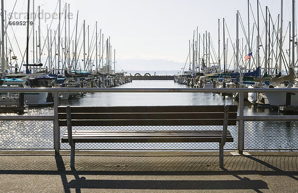 Marina Bench