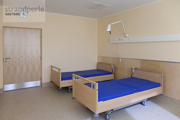 Zimmer  Krankenhaus  Innenaufnahme