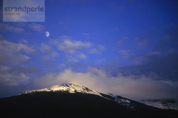 Berg  bedecken  Wolke  Mond  Jasper Nationalpark  Alberta  Hintergrundbild  Kanada  Schnee