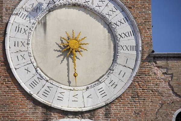 Uhr  Rialtobrücke  Italien  Venedig